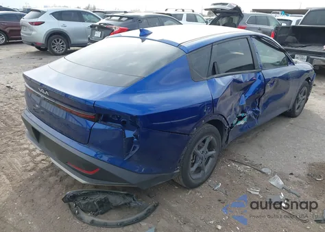 2025 Kia K4 Lxs из США, поврежденный, VIN 3KPFT4DE6SE044609